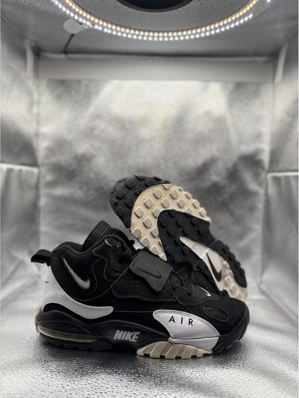 Nike air max soles turf black white voltage yellow